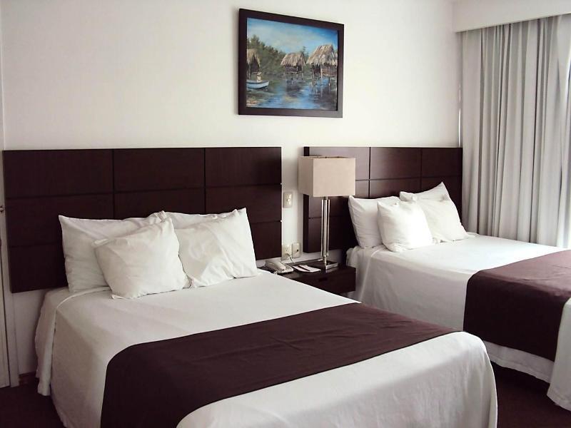 Hotel Fray Junipero Serra Tepic Exterior foto